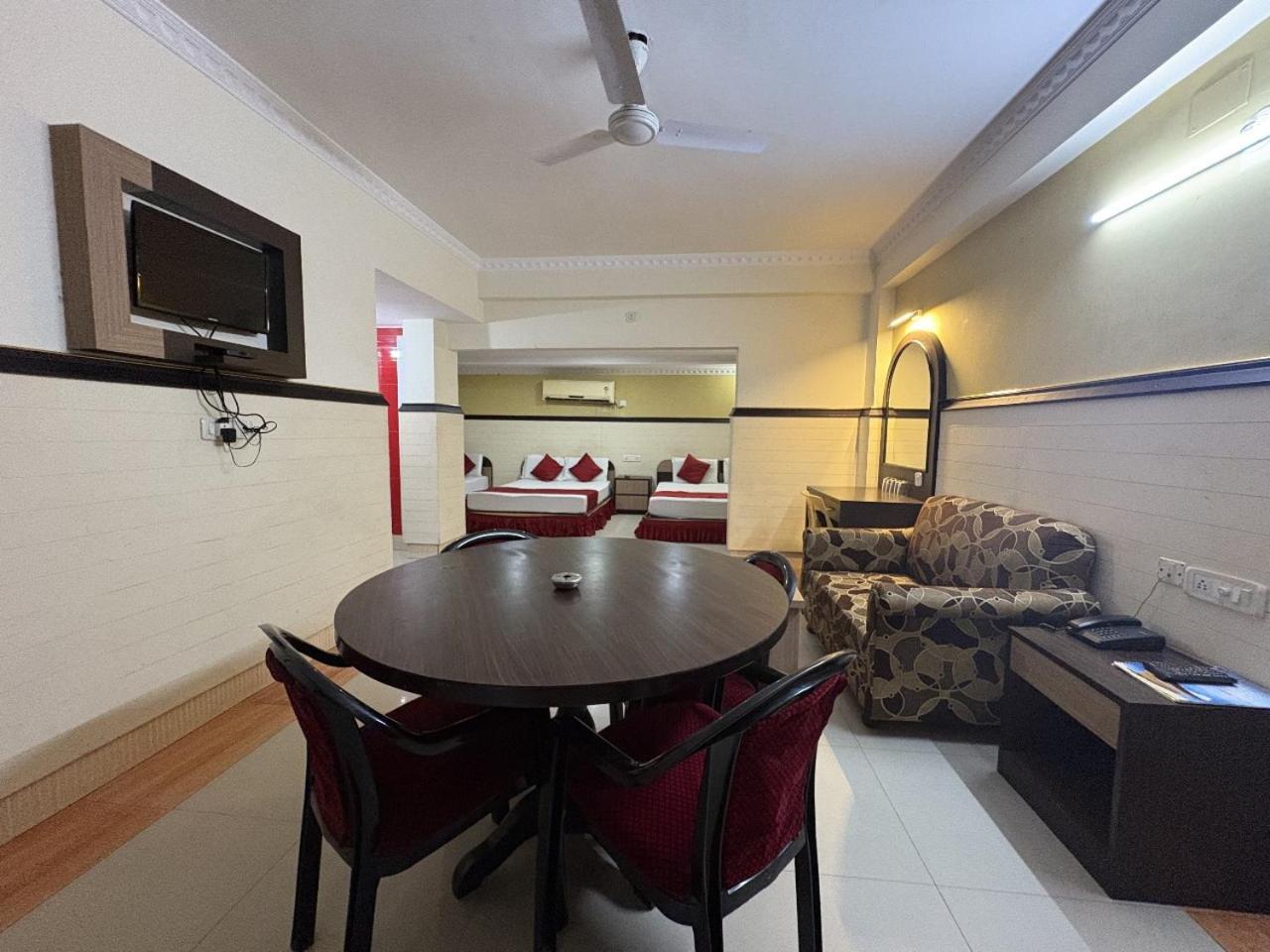 Hotel New Classic Inn Near Sea Beach,Full Air-Conditioning With Restaurant Digha  Dış mekan fotoğraf