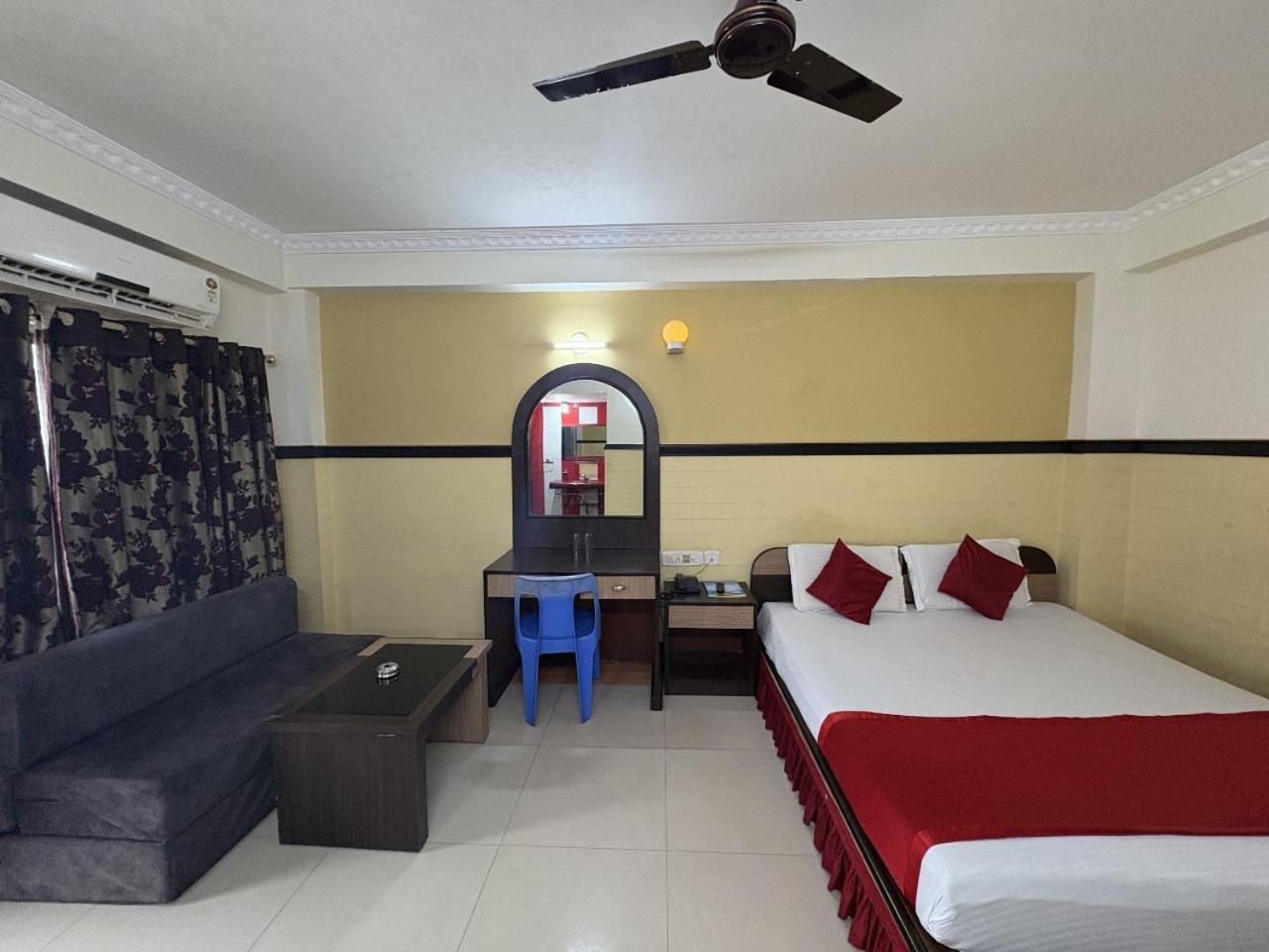 Hotel New Classic Inn Near Sea Beach,Full Air-Conditioning With Restaurant Digha  Dış mekan fotoğraf