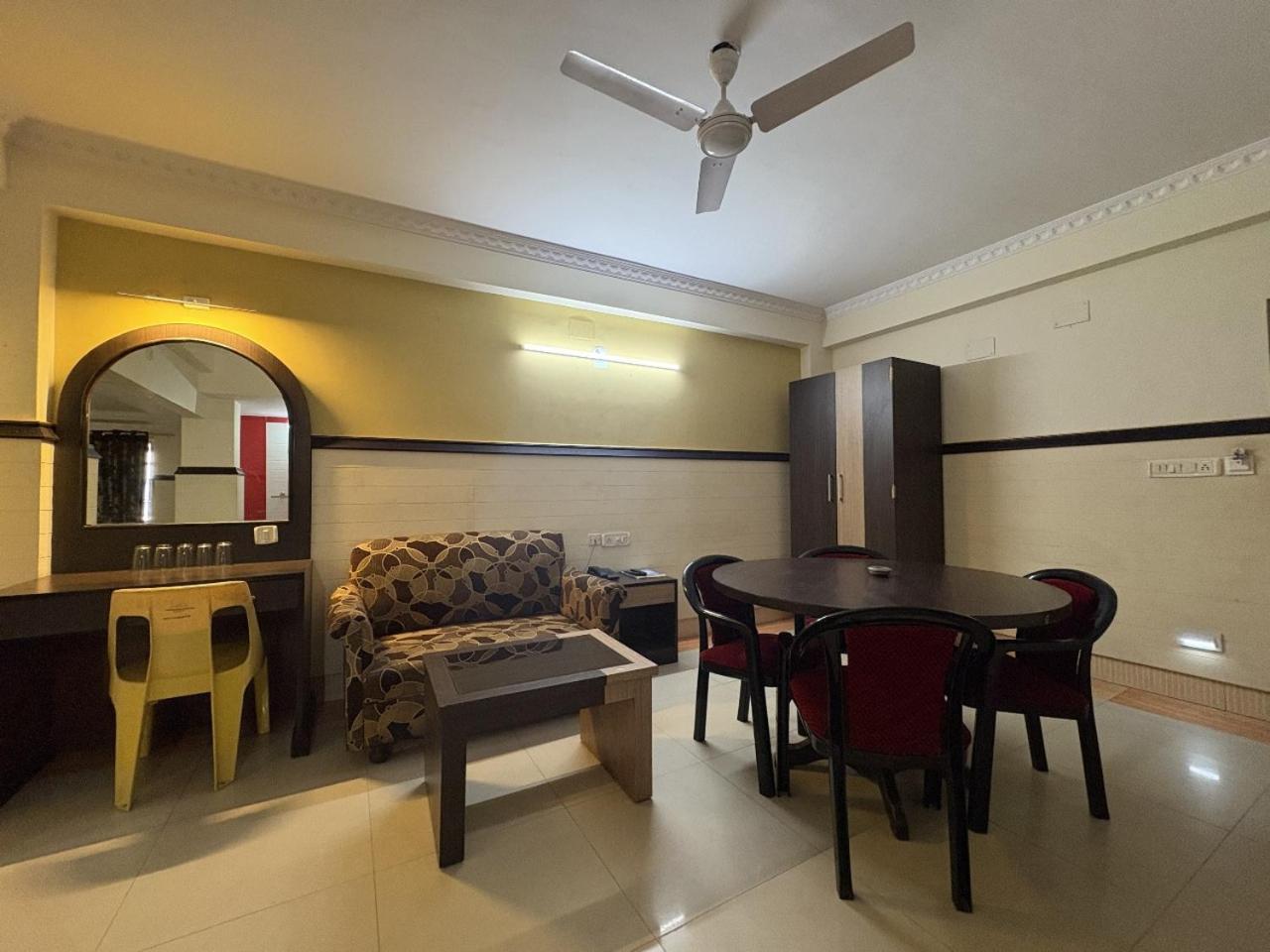 Hotel New Classic Inn Near Sea Beach,Full Air-Conditioning With Restaurant Digha  Dış mekan fotoğraf